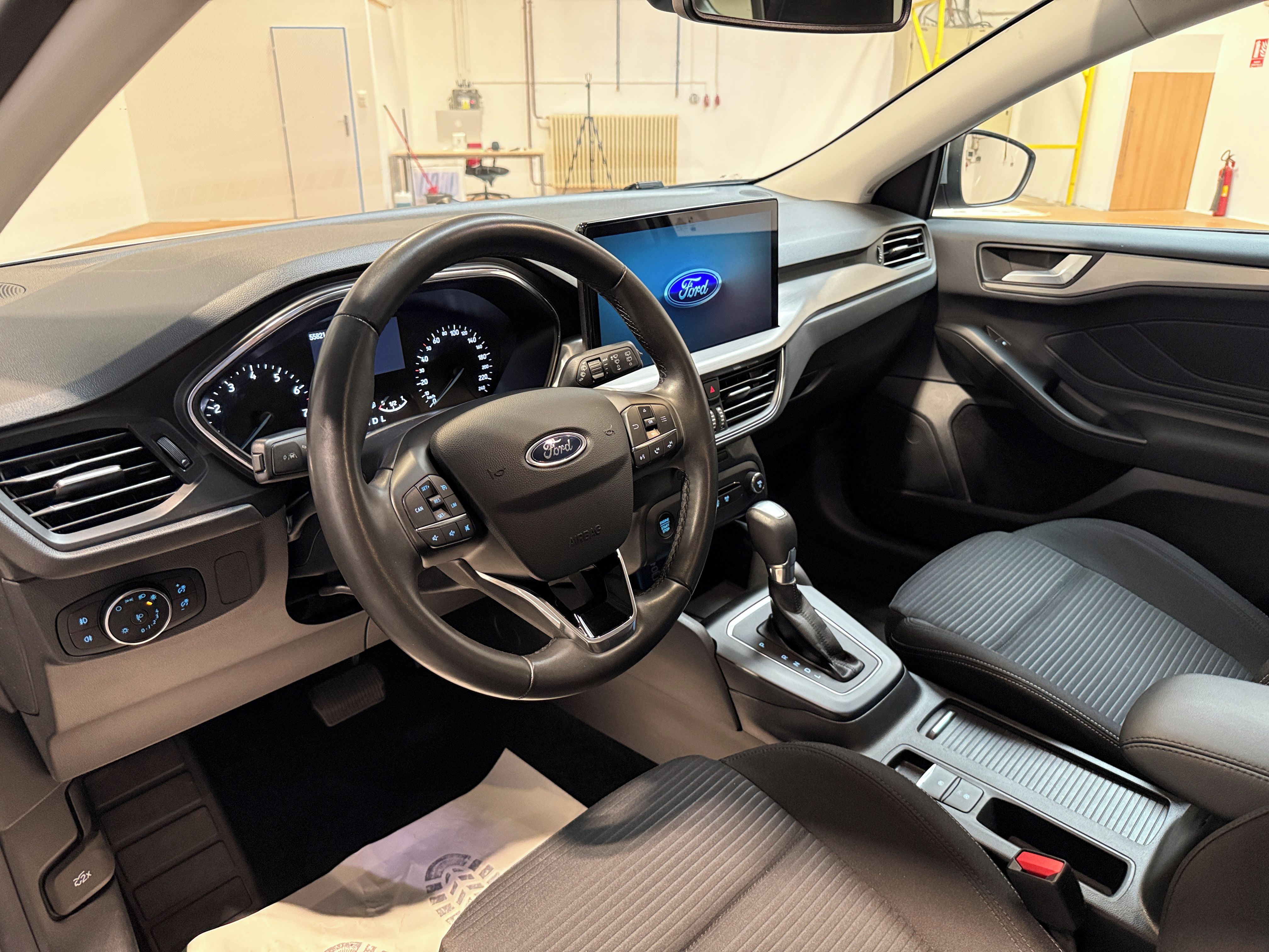 Ford Focus, 1.0 EcoBoost mHEV 114kW Titani - fotka 5