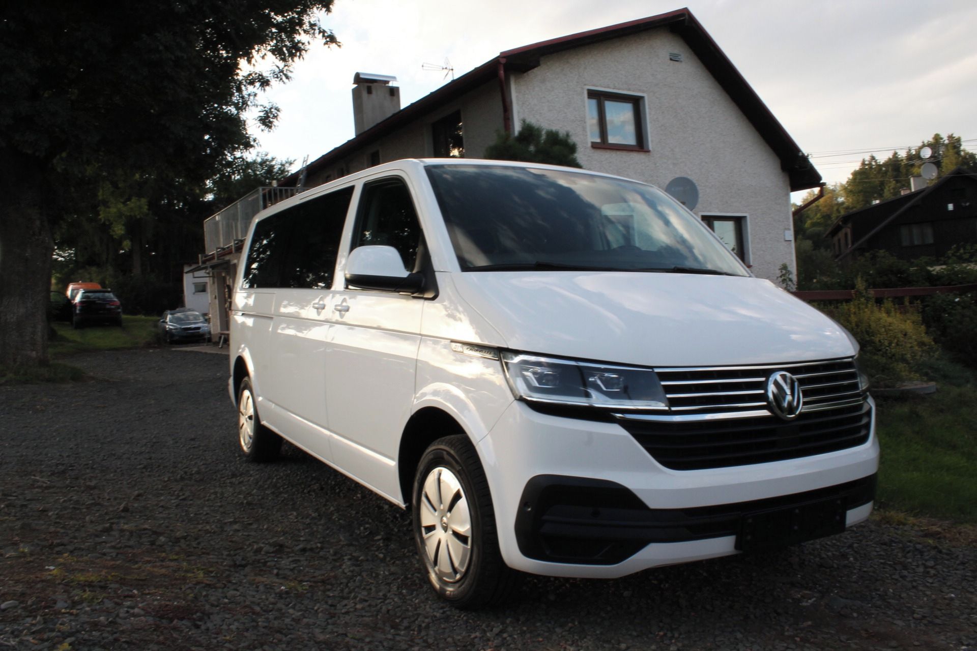 Volkswagen Caravelle, Caravelle 2,0 TDI 6.1Long - fotka 2