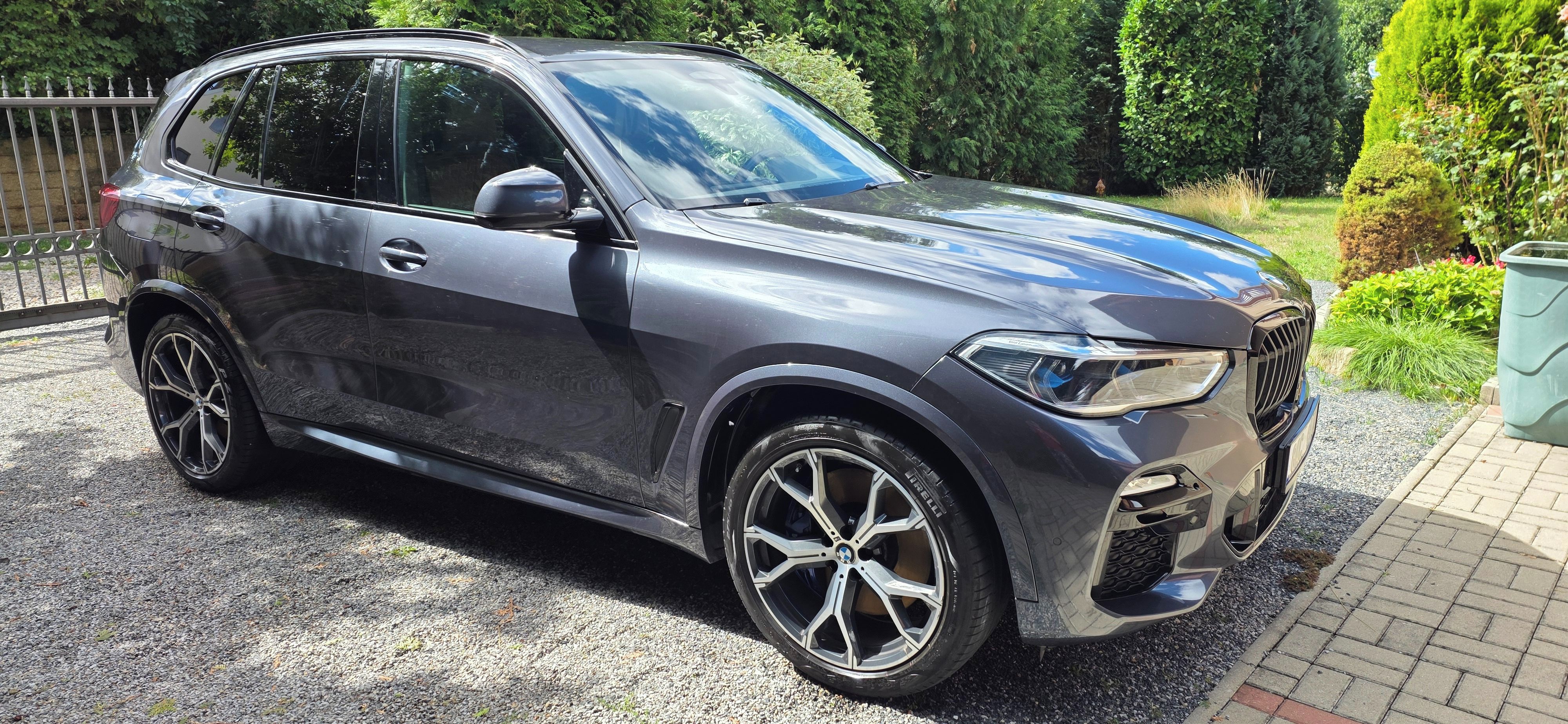 BMW X5, BMW X5 xDrive40i 250kW rv2020 - fotka 6