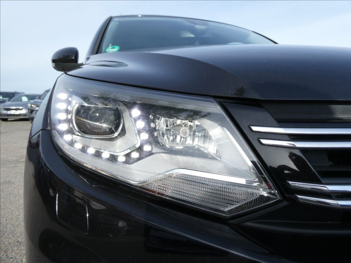Volkswagen Tiguan, 2,0 TDi 130kW 4MOTION, závěs - fotka 5
