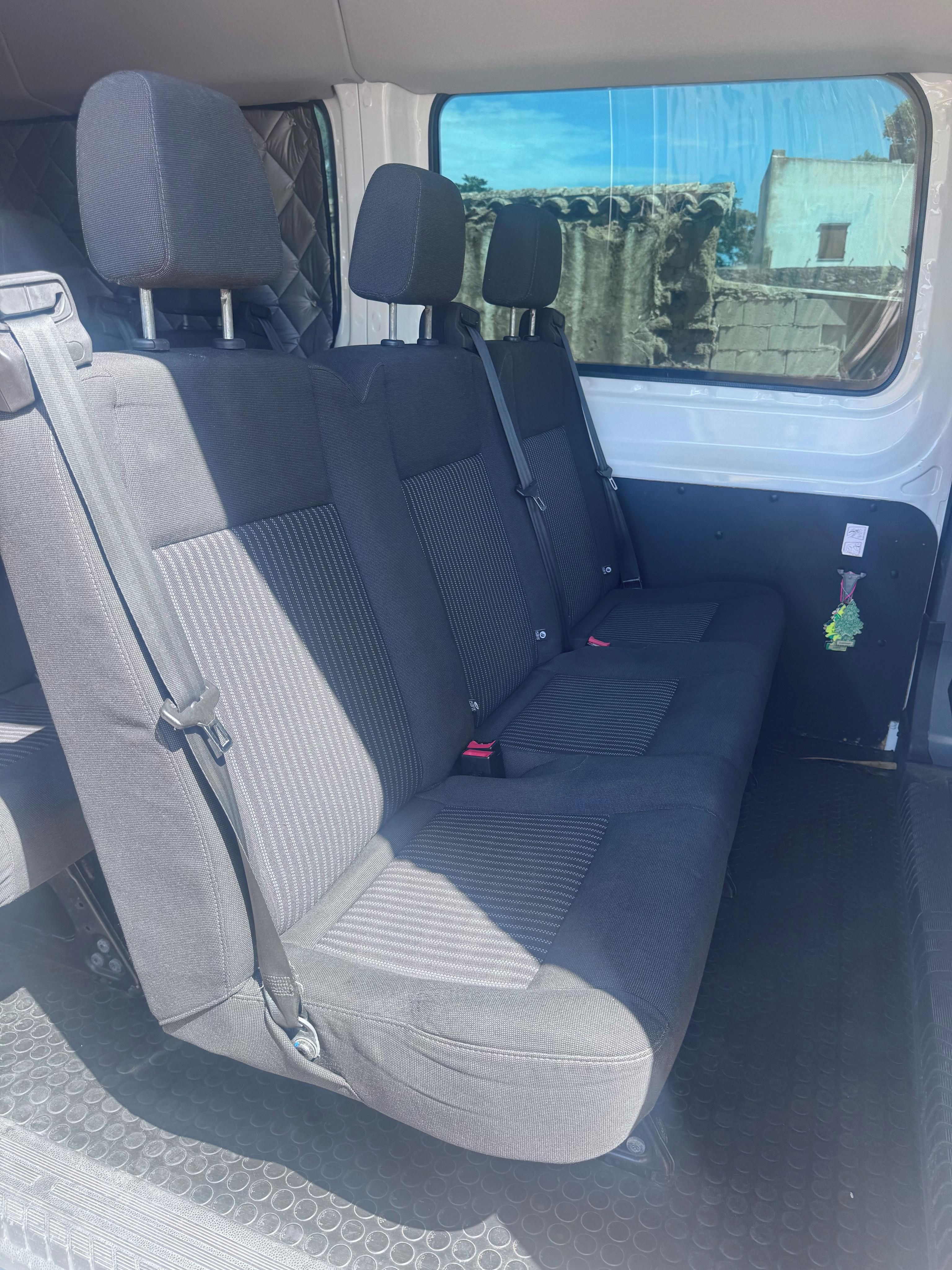 Ford Transit, Ford Transit 2.2 TDCI, 9míst - fotka 5