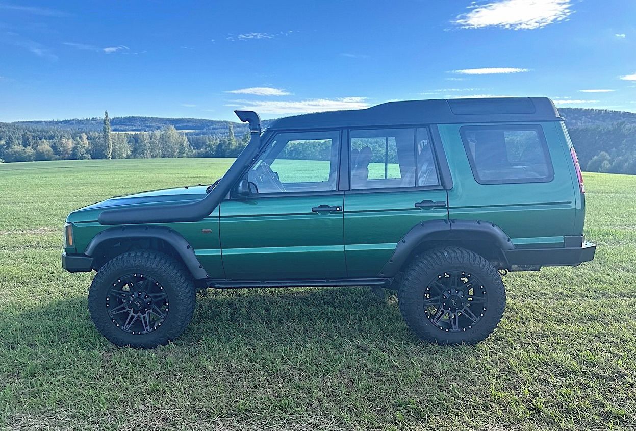 Land Rover Discovery, – kompletní RESTOMOD 2023 - fotka 2
