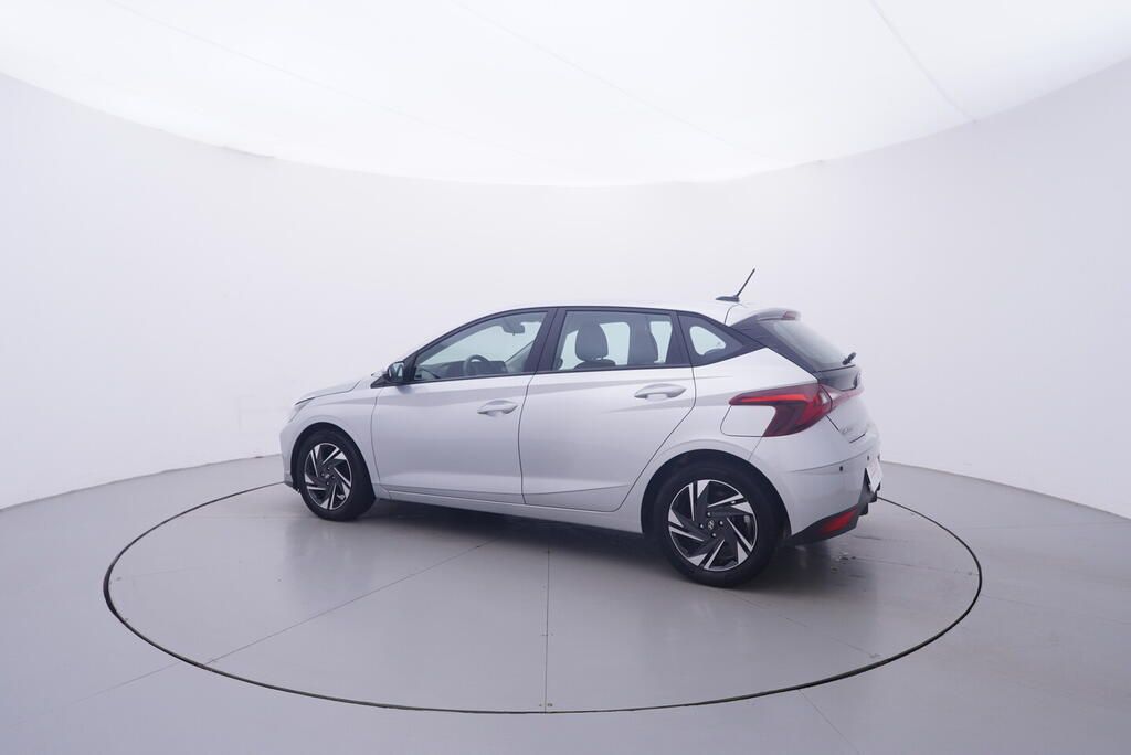 Hyundai i20, 1.2 1.2i 62 kW - fotka 3