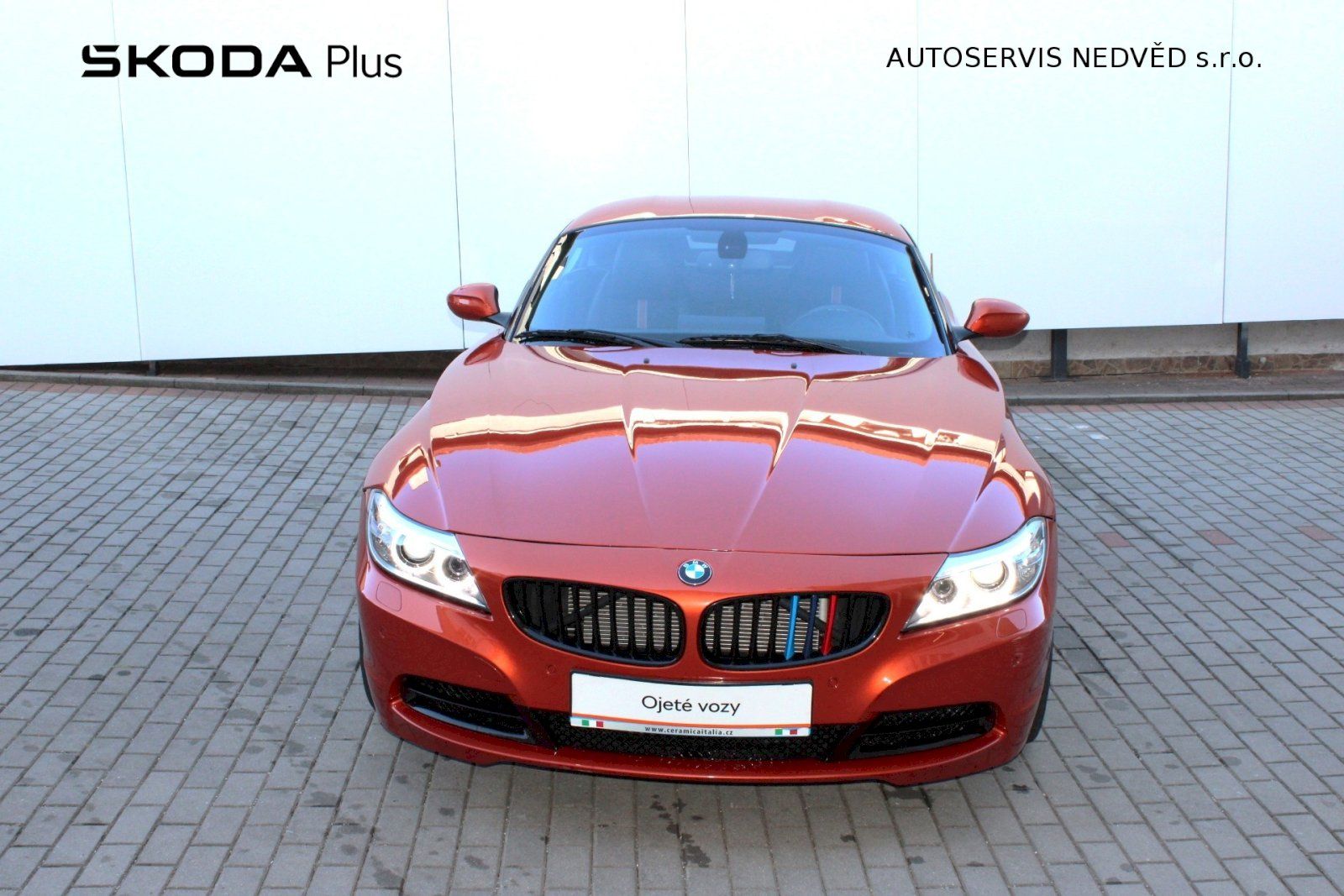 BMW Z4, 2,0i / 135 kW 8AT - fotka 4
