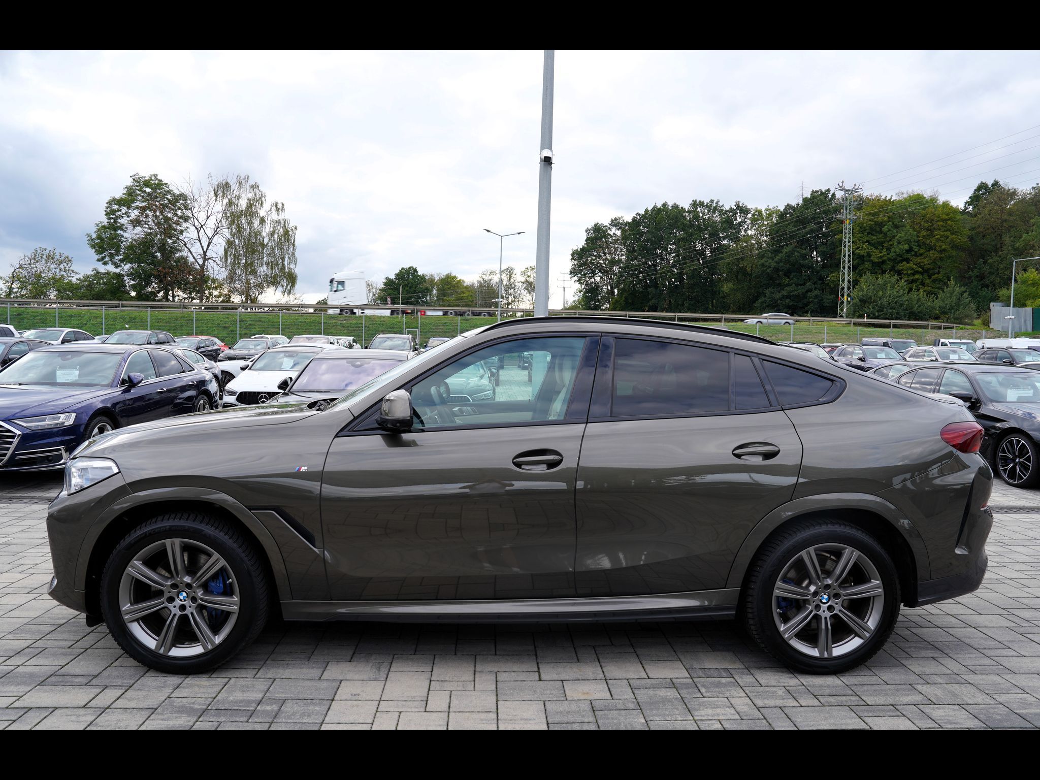 BMW X6, 30d xDrive/Mpaket/DPH/1.maj. - fotka 3