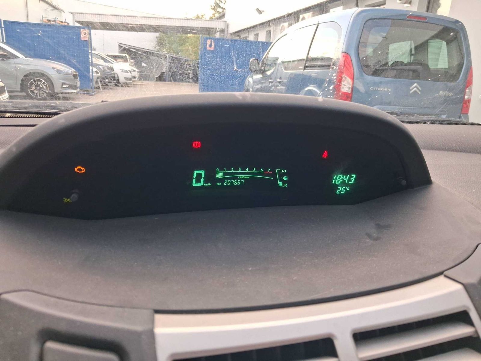 Toyota Yaris, 1.3 VVT-i, po STK - fotka 3