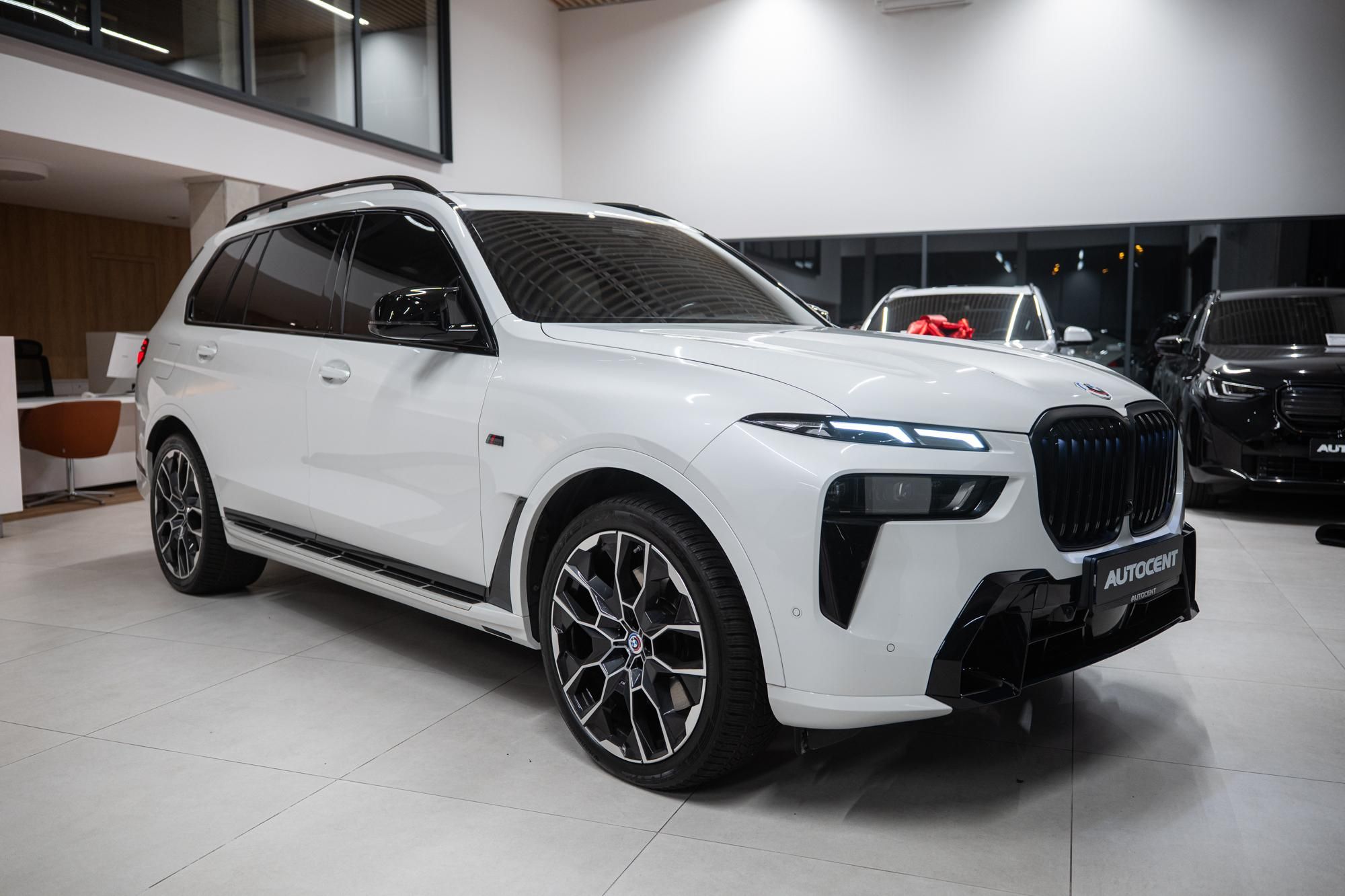 BMW X7, 40D 250KW M-SPORT MASÁŽE TAŽNÉ - fotka 4