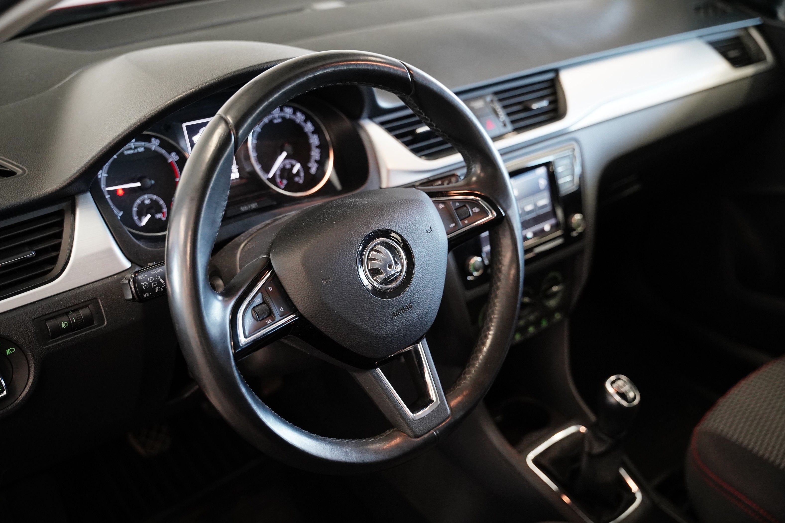 Škoda Rapid, 1.0 TSI 84kW Ambition - fotka 6