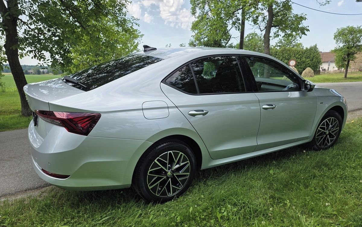 Škoda Octavia - fotka 3