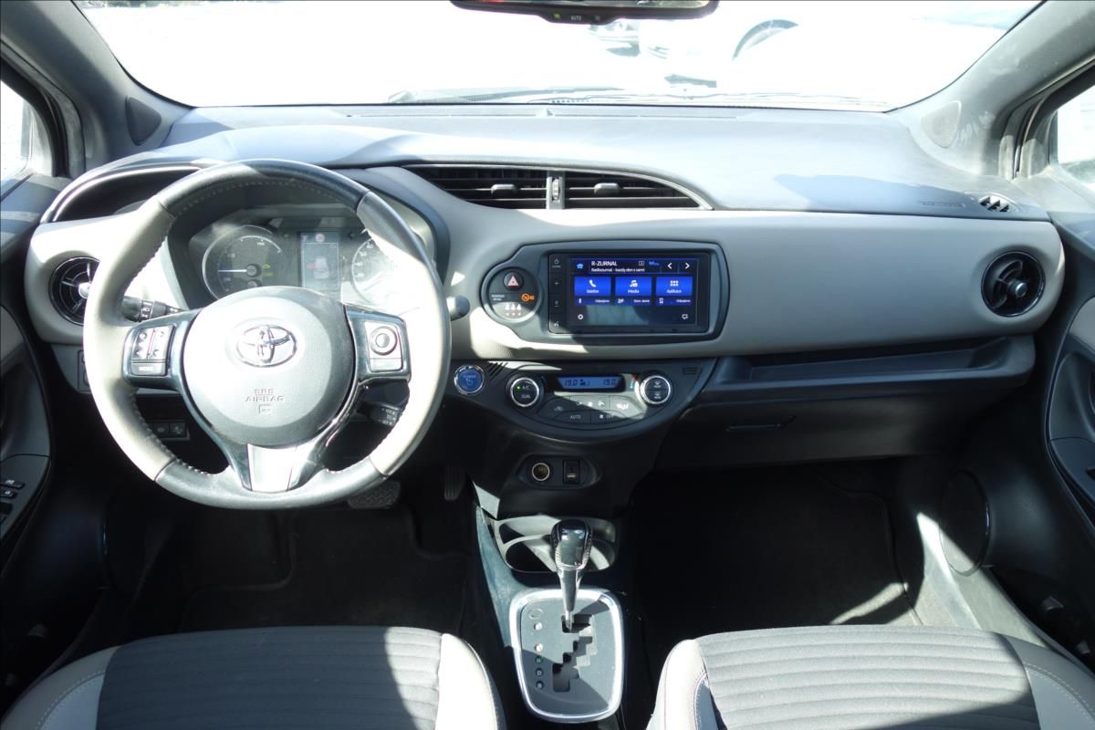 Toyota Yaris, 1,5 i, ČR, HYBRID, SELECTION. - fotka 6