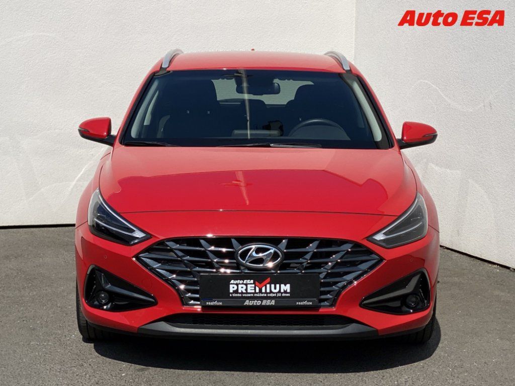 Hyundai i30, 1.5 i,AT - fotka 2