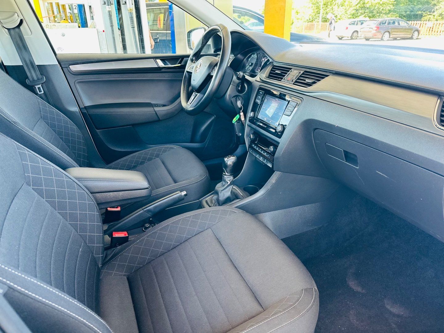 Škoda Rapid, 1.0TSi APP, PĚKNÝ STAV, - fotka 6