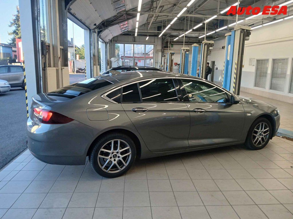 Opel Insignia, 1.5 T - fotka 3