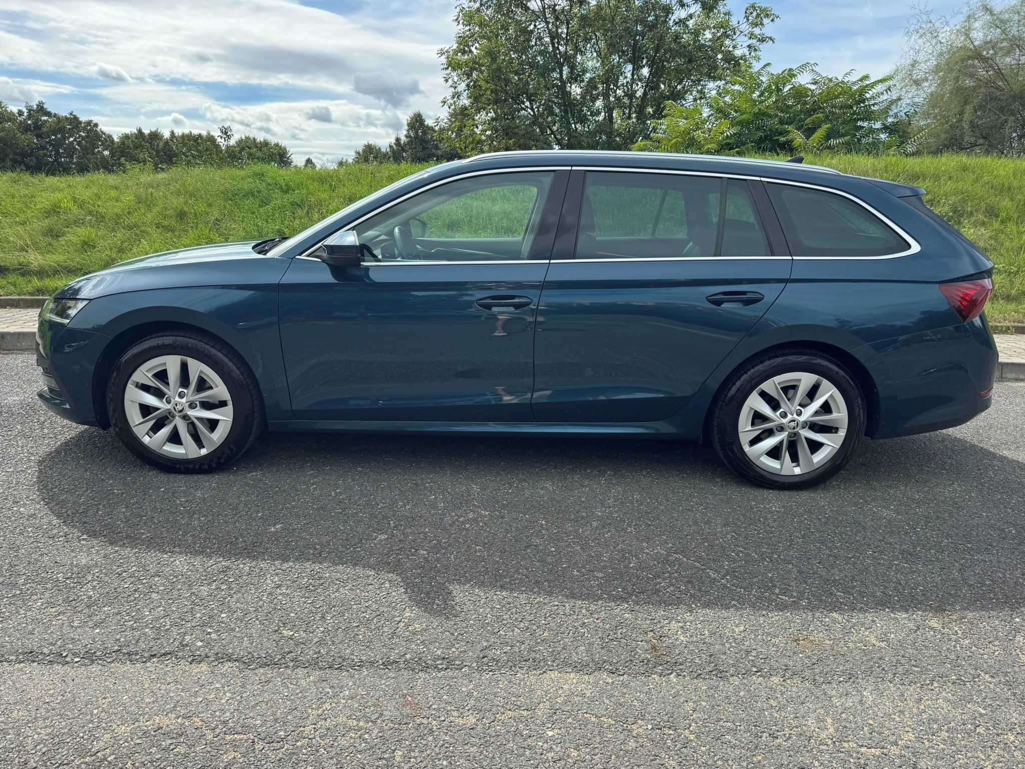 Škoda Octavia, 1.0 TSI / DSG / 1. MAJITEL - fotka 6
