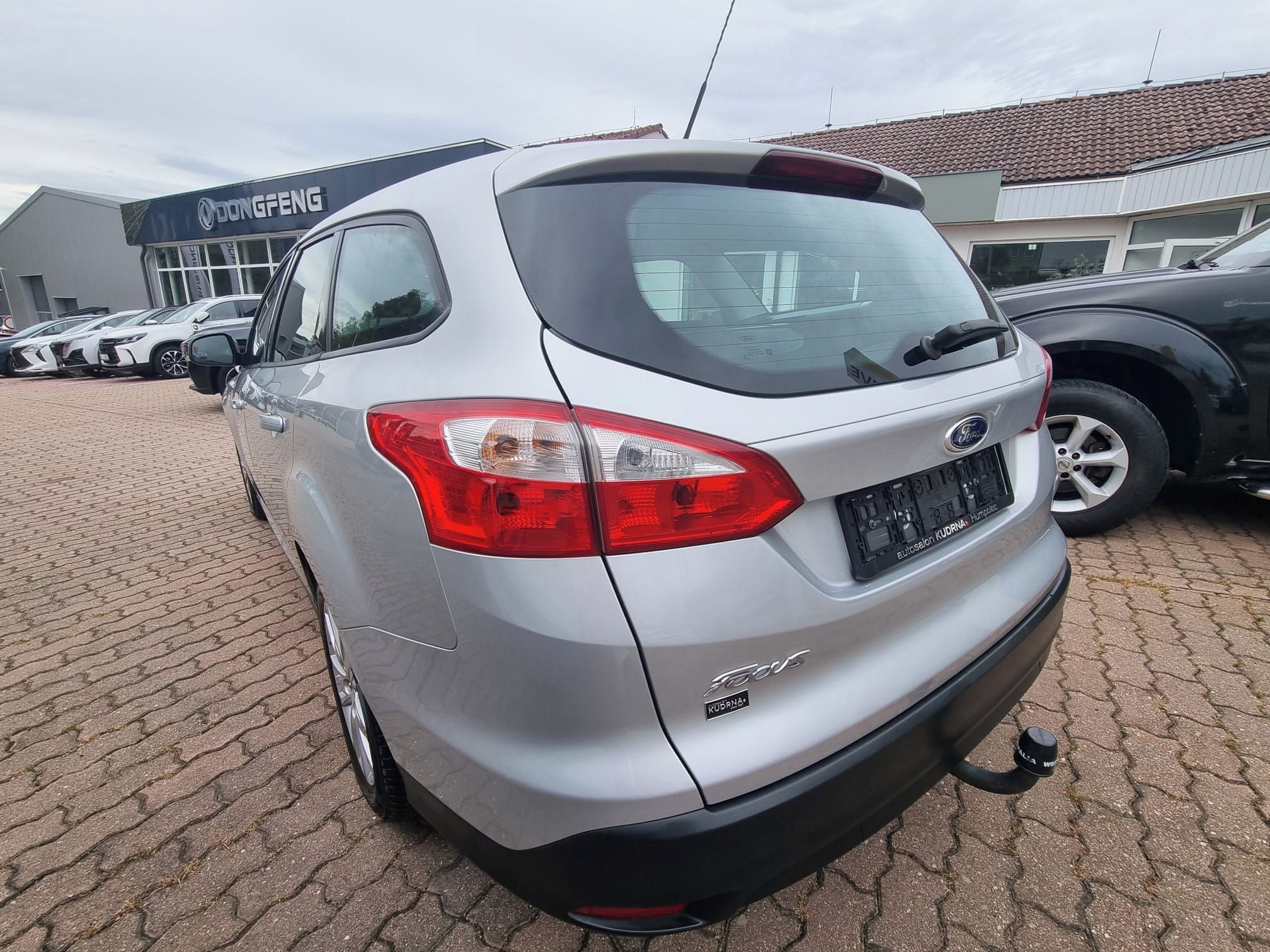 Ford Focus, 1.6 Ti-VCT vč. TZ - fotka 4