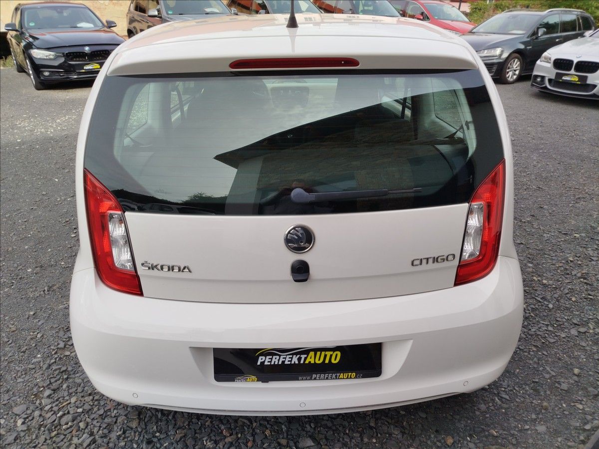 Škoda Citigo, 1,0 MPi 55kW, Tempomat, Výhřev - fotka 5