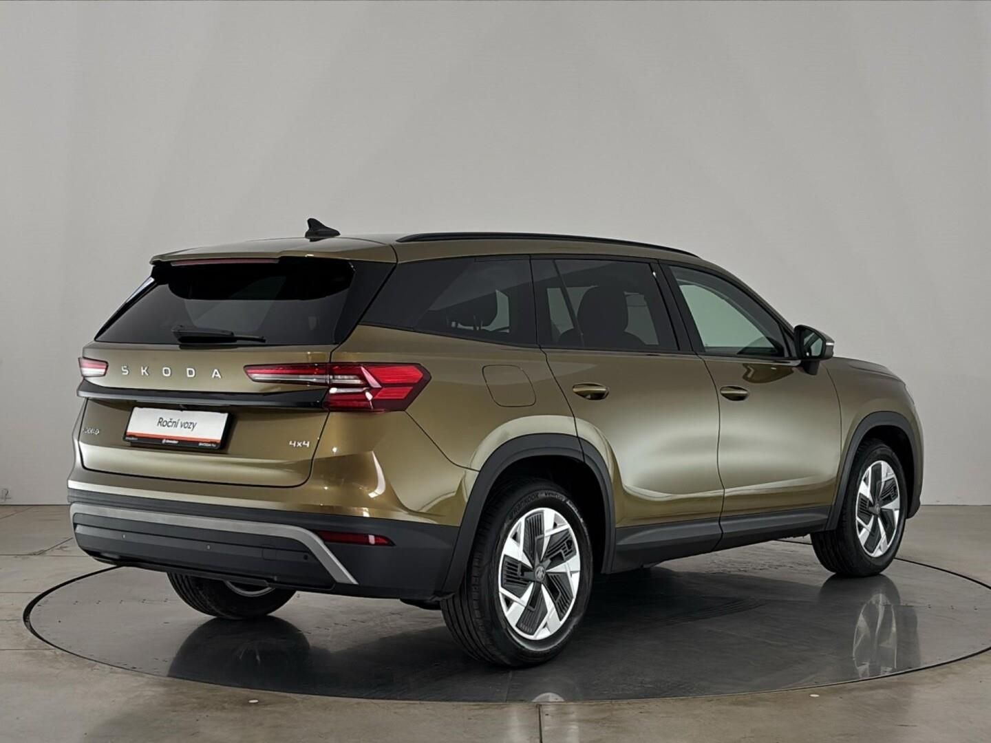 Škoda Kodiaq, 2.0 TDI / 142 kW Selection 4x4 - fotka 2