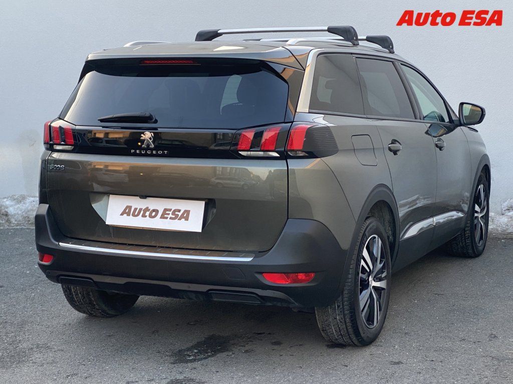 Peugeot 5008, 1.5 HDi,2.maj,ČR,Allure - fotka 4