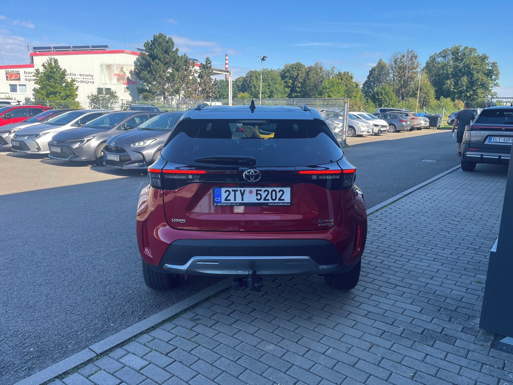 Toyota Yaris Cross, 1.5L HEV Executive Bitone 4x4 - fotka 6
