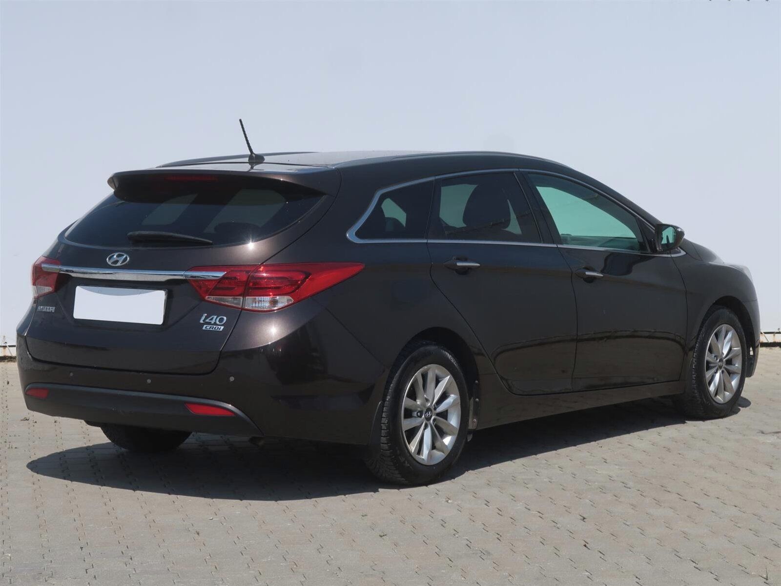 Hyundai i40, 1.7 CRDi, Automat, Serv.kniha - fotka 5