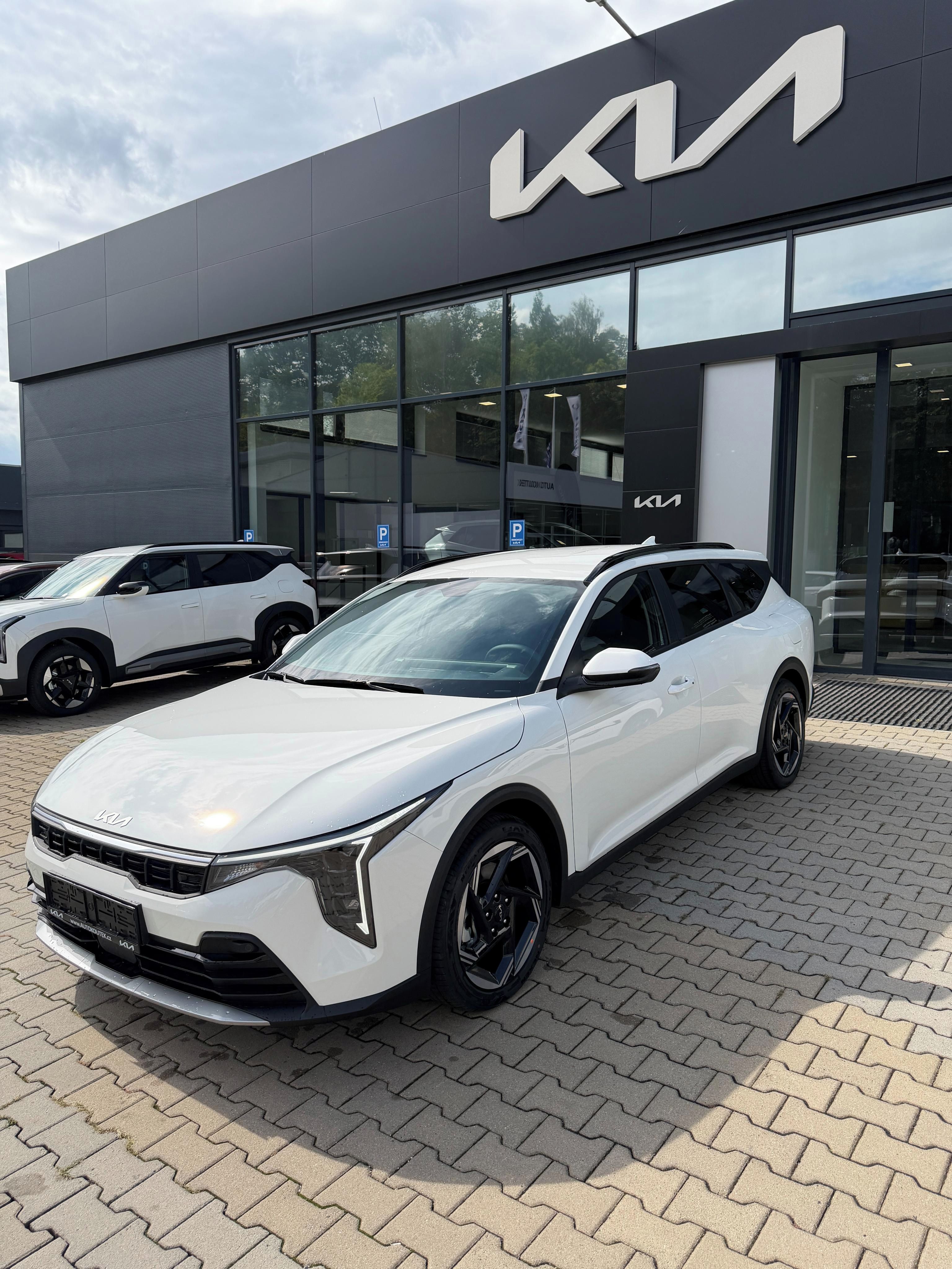 Kia K4, 1.0 T-GDi 6MT EXCLUSIVE