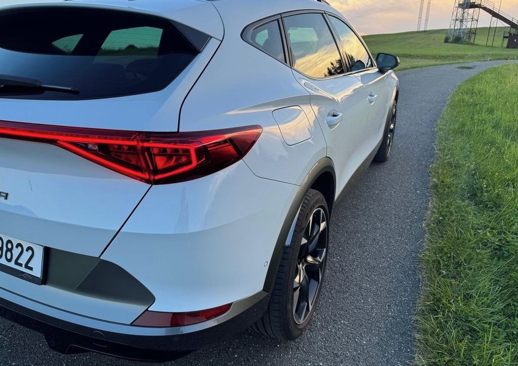 Cupra Formentor, 1.5TSI 110kW DSG +záruka -DPH - fotka 2