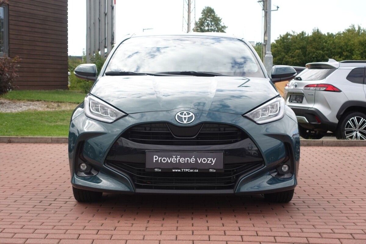Toyota Yaris, 1,5 HEV Style - fotka 2