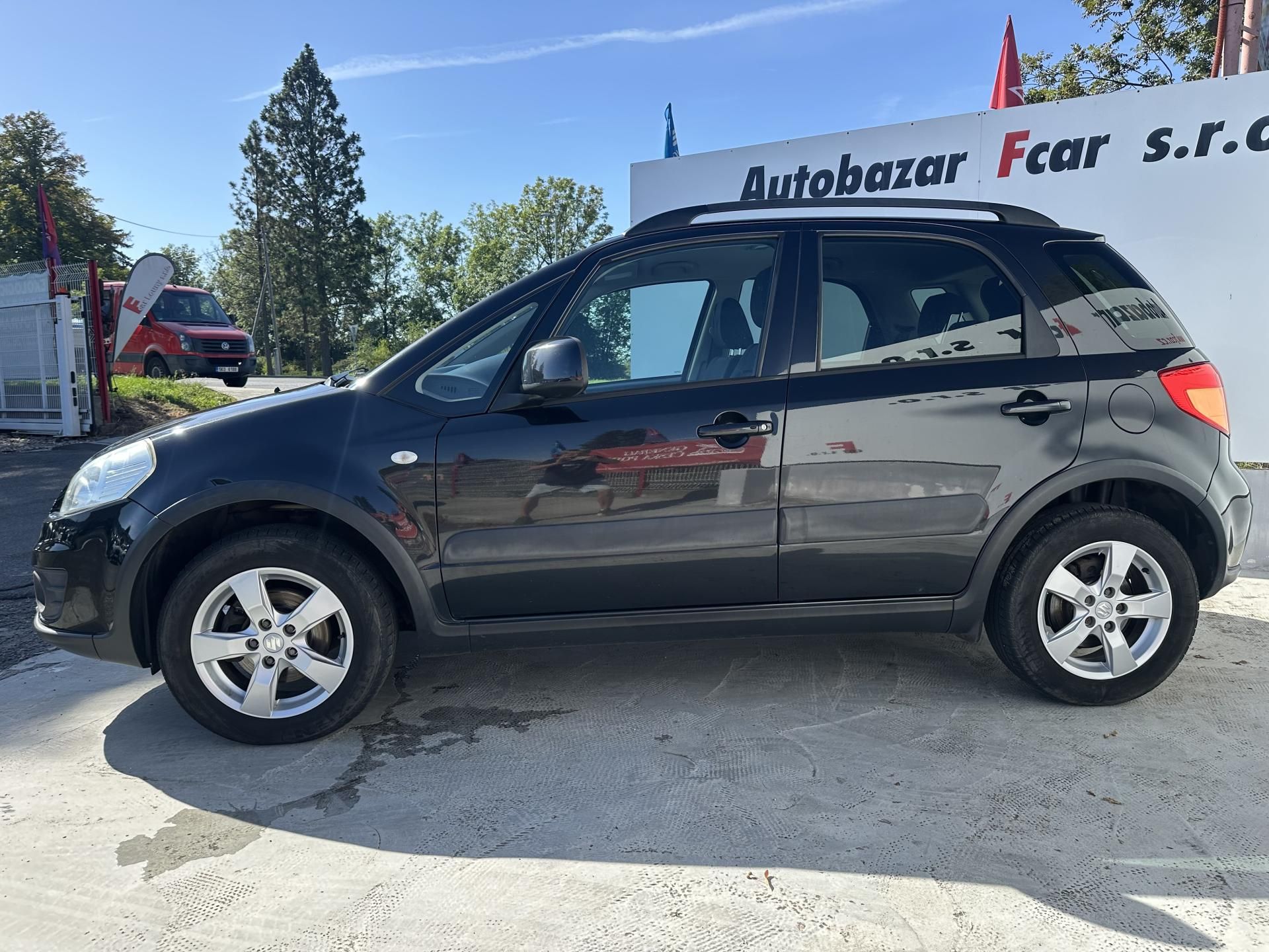 Suzuki SX4, 1.6 VVT 88kW 4x4 - fotka 4