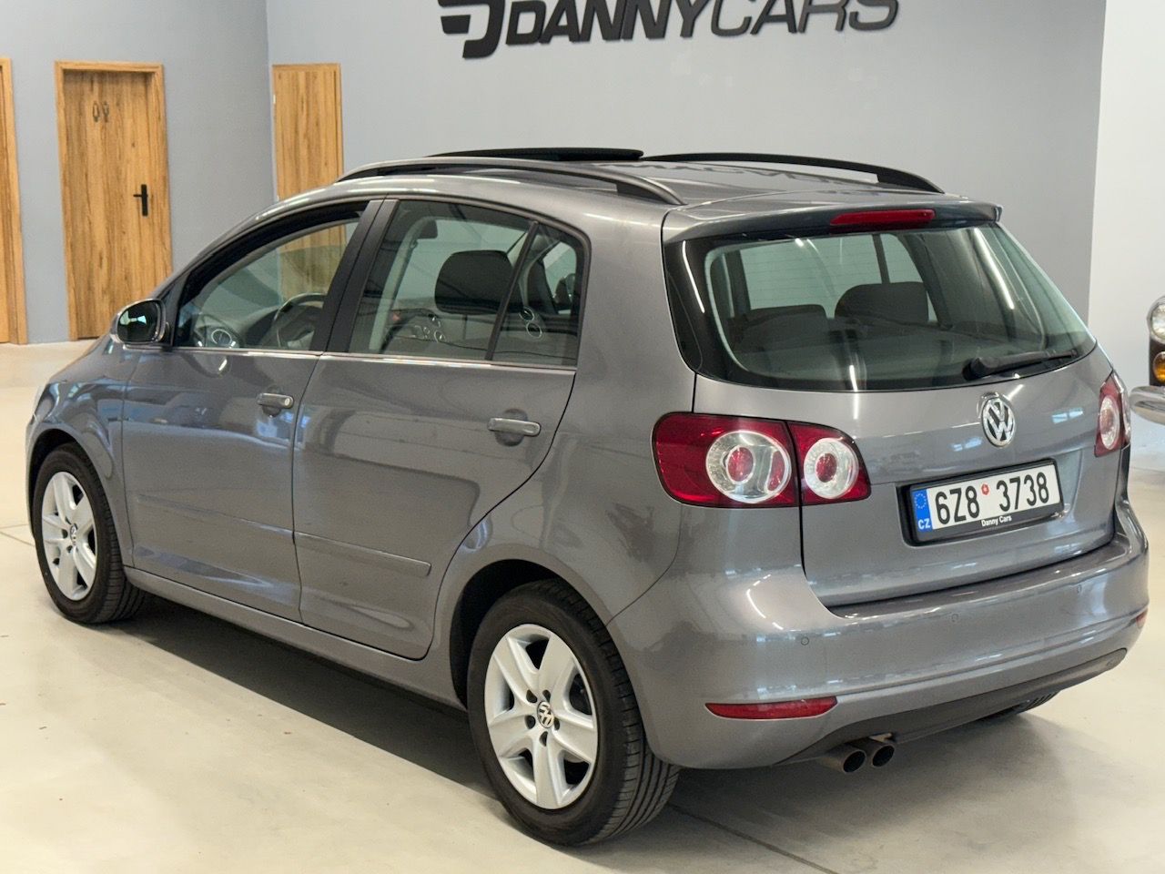Volkswagen Golf Plus, facelift 2.0TDI CR 81kw - fotka 2