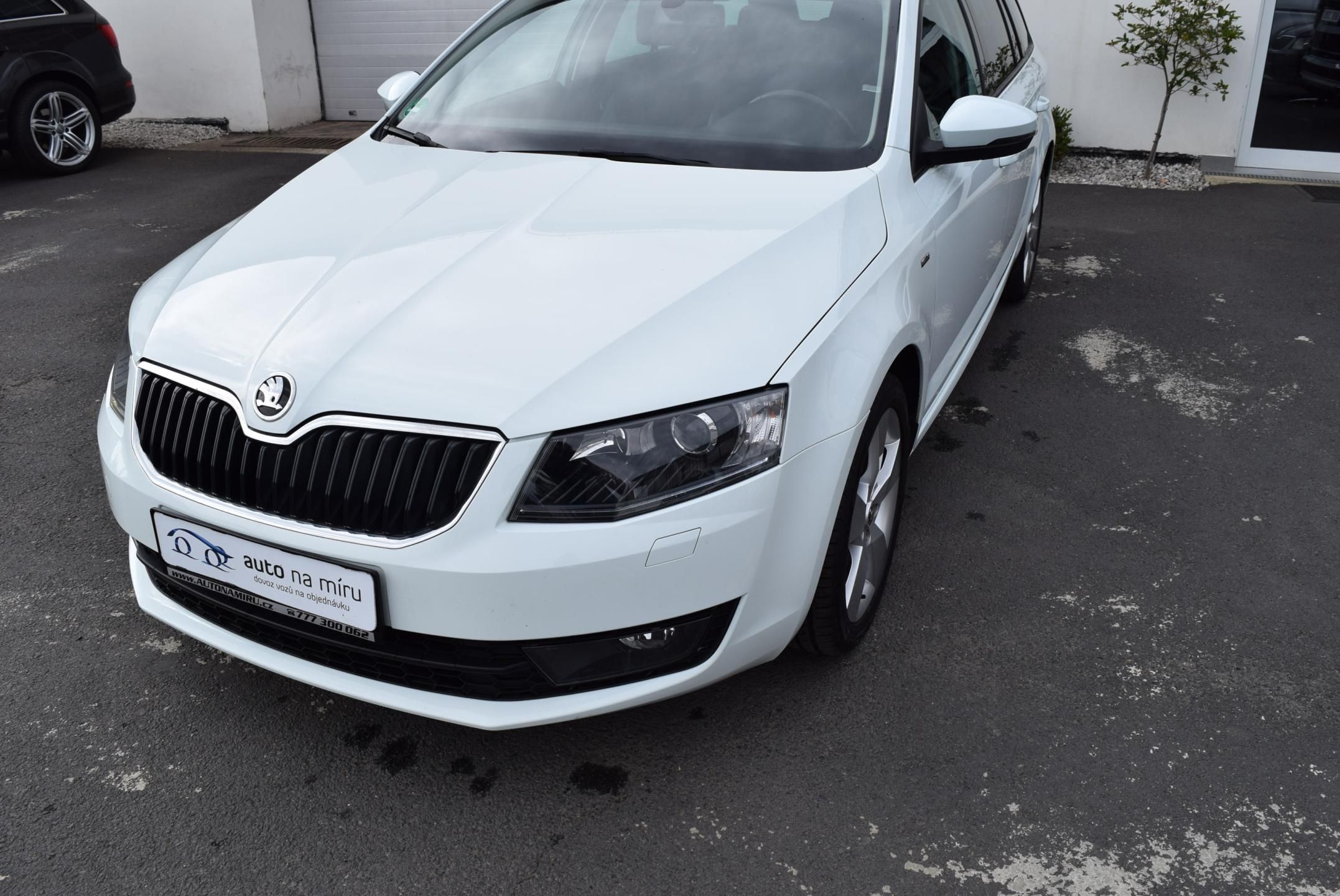 Škoda Octavia, 1.4TSI 110kw ED. JOY TAŽN NAVI - fotka 2