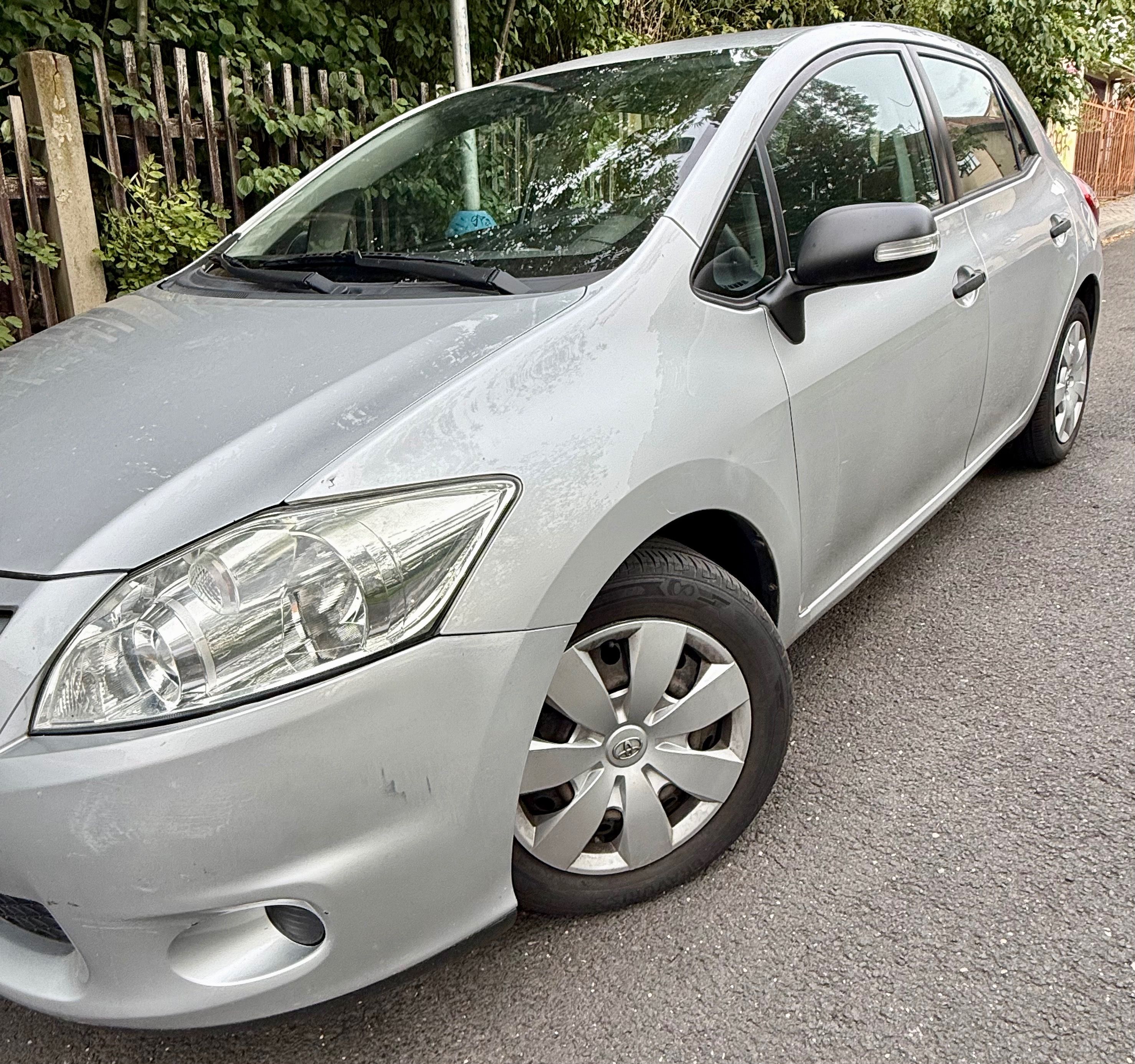 Toyota Auris, 1,6 - fotka 4