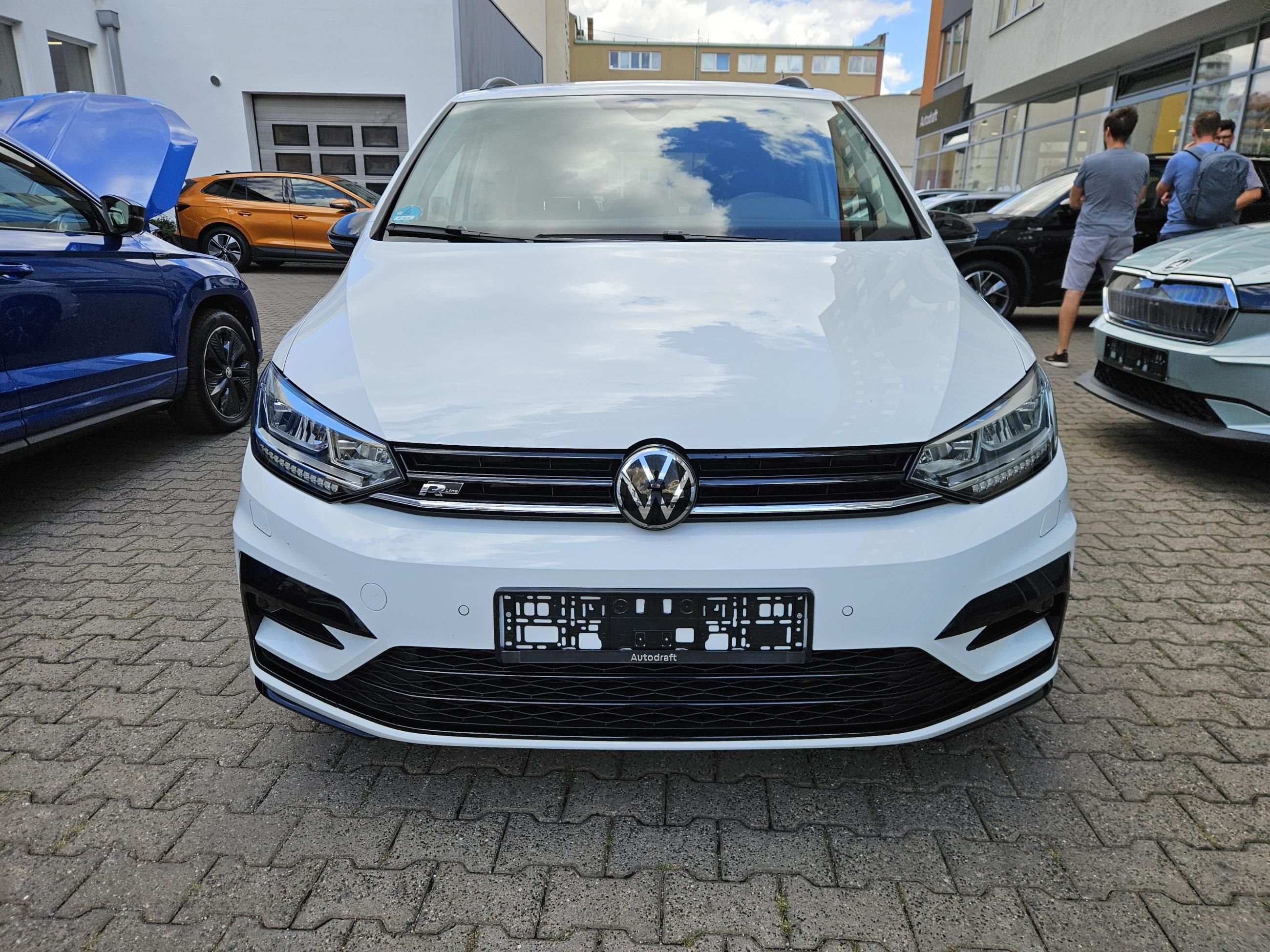 Volkswagen Touran, 1.5 TSI 110kW DSG R-Line - fotka 2