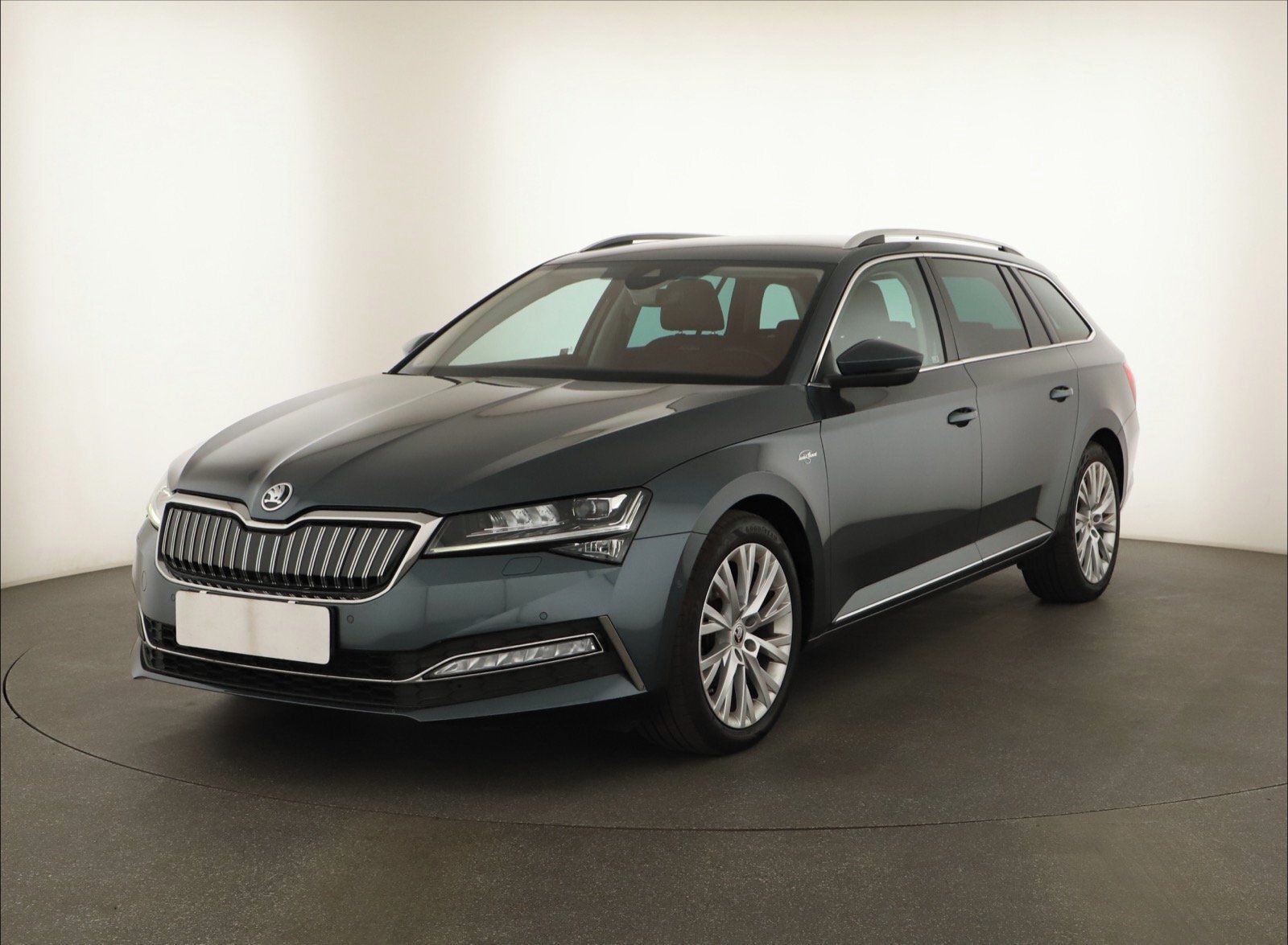 Škoda Superb, iV 1.4 TSI PHEV - fotka 2