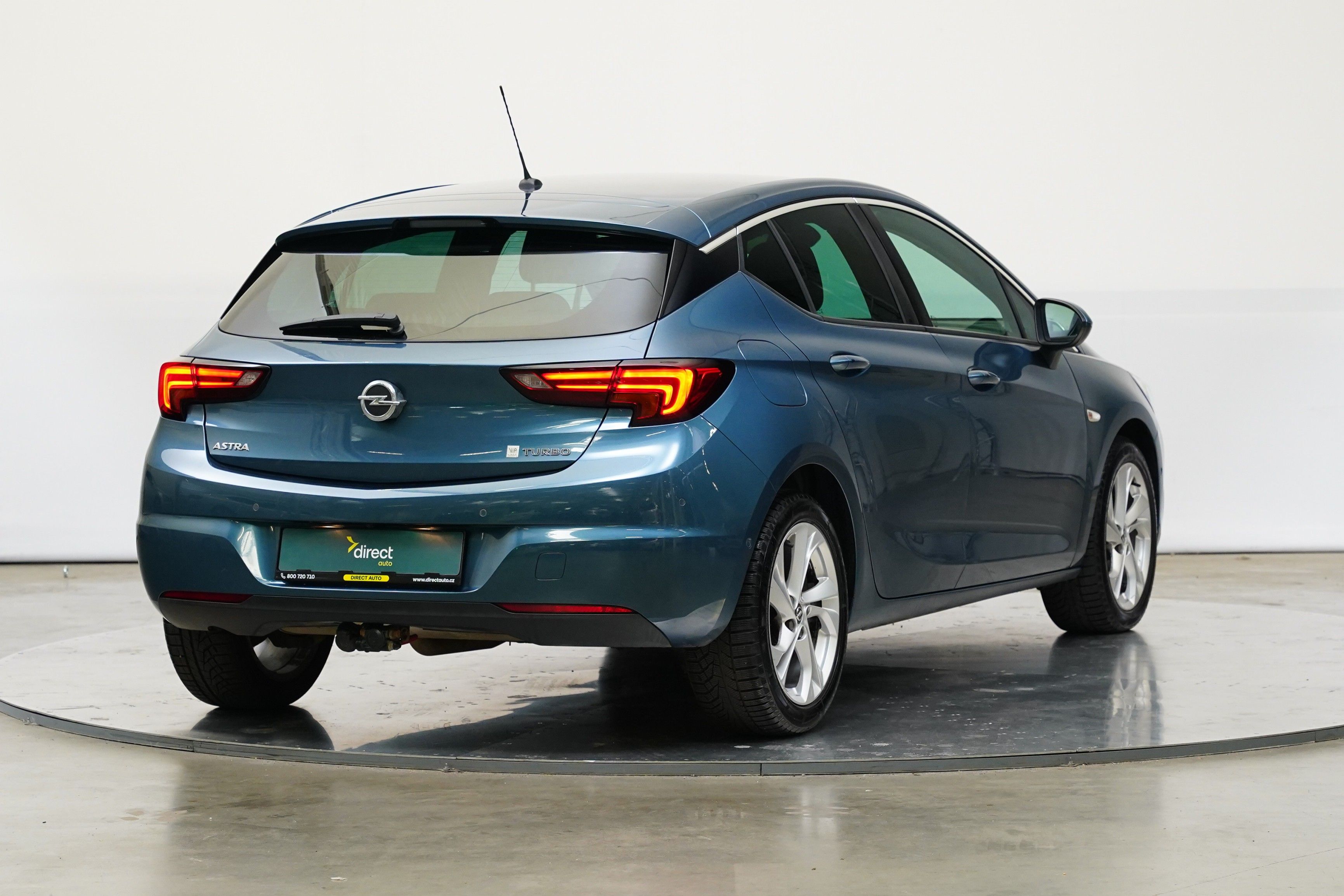 Opel Astra, 1.4 Turbo 110 kW Dynamic - fotka 2
