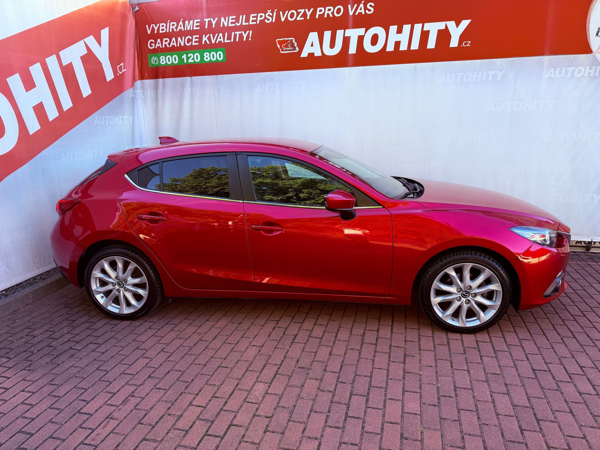 Mazda 3, 2.0 Skyactiv 121 kW, ČR, 1.Maj - fotka 6