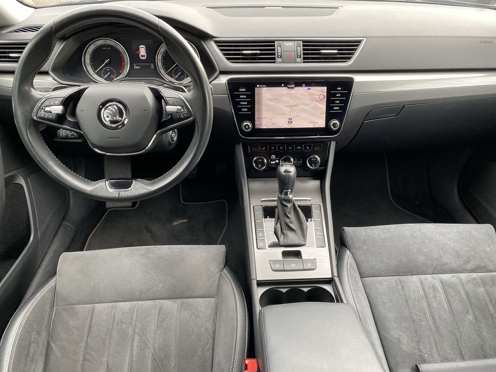 Škoda Superb, Combi 1.5 TSI ACT DSG Style+ - fotka 5