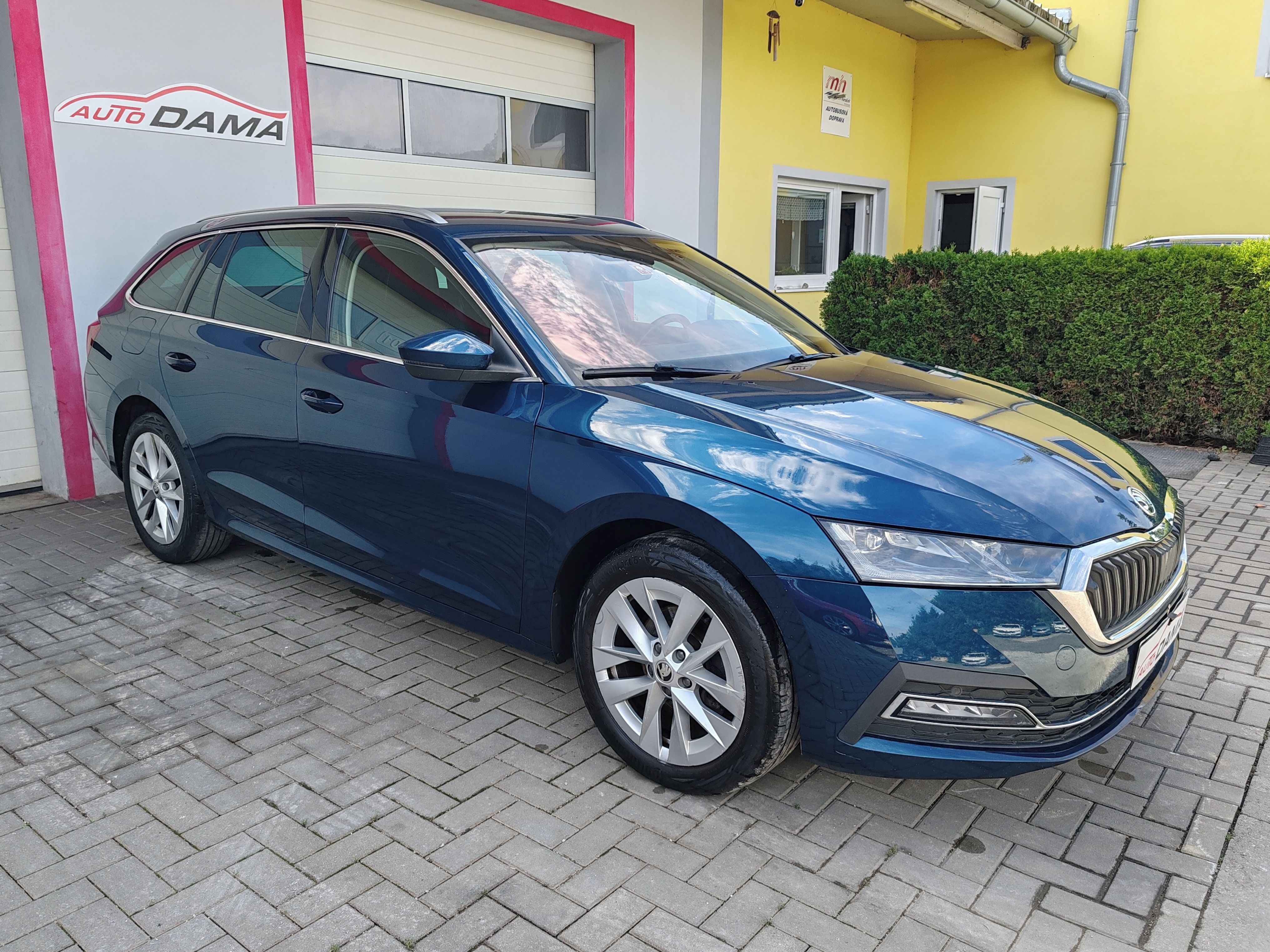 Škoda Octavia, 2.0TDI DSG Style 1Maj ČR DPH - fotka 3