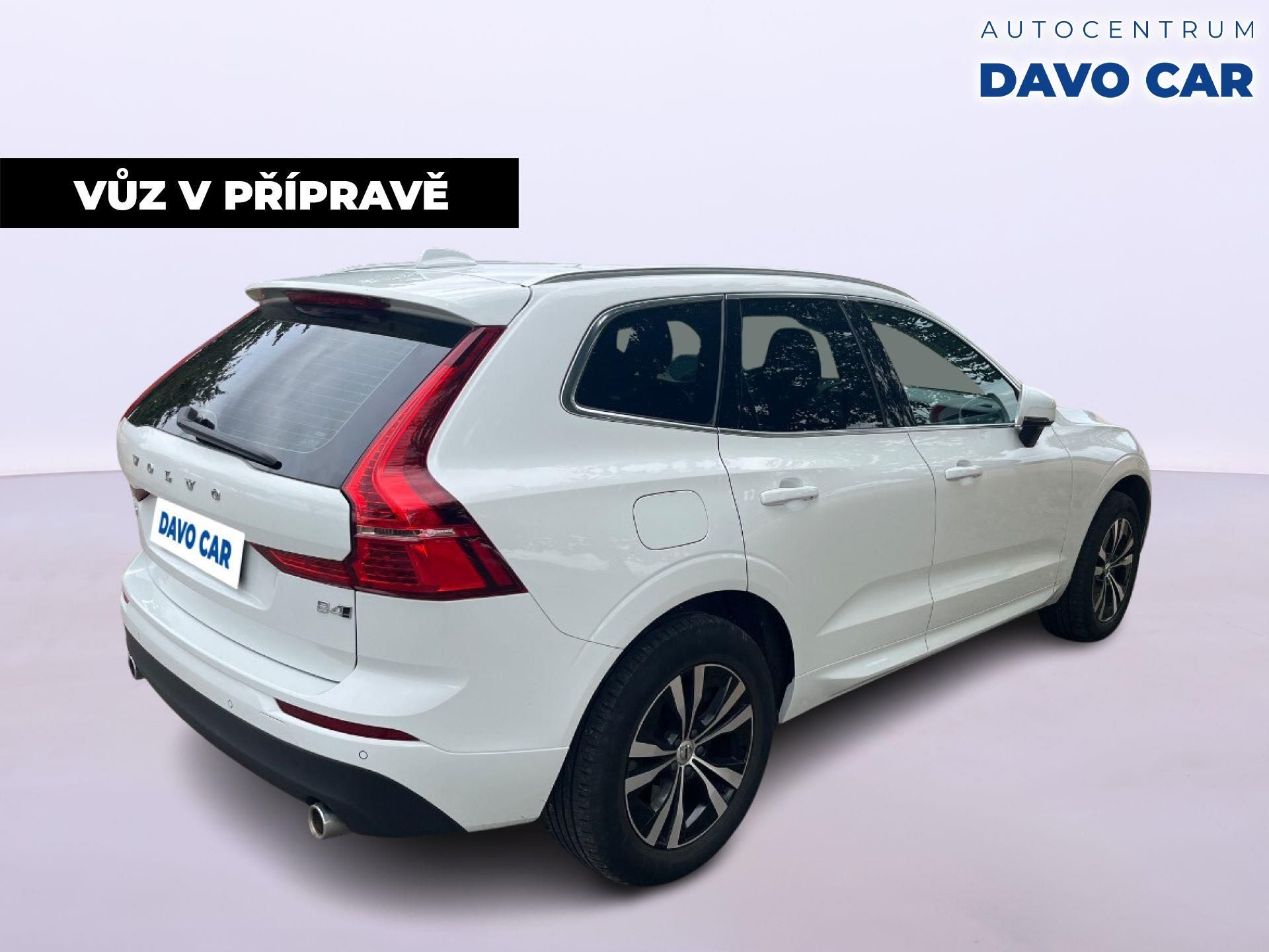Volvo XC60, 2,0 B4 145kW AWD Momentum CZ D - fotka 5