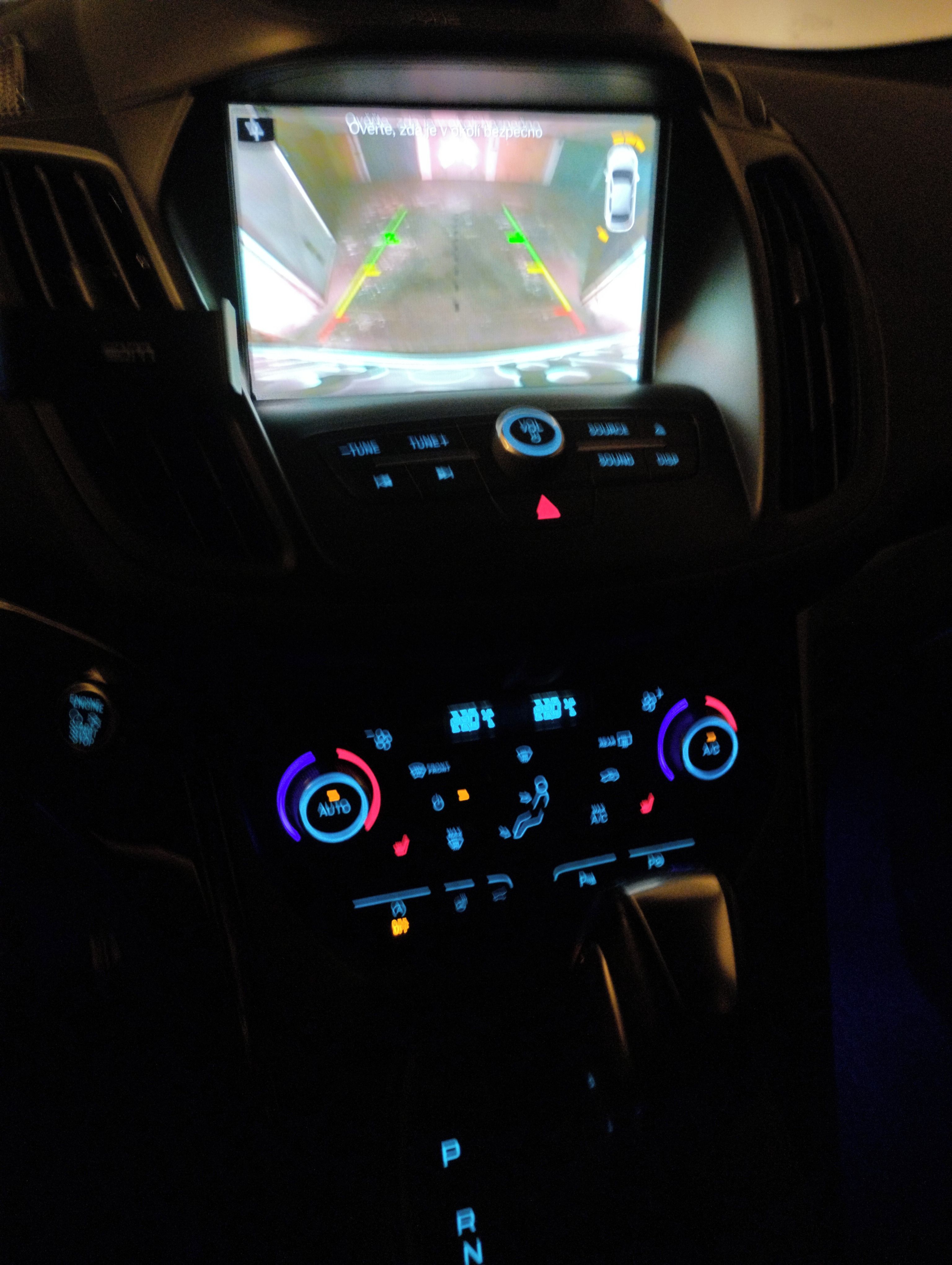 Ford Kuga, Ford Kuga 2.0 benzín 178 kw - fotka 3