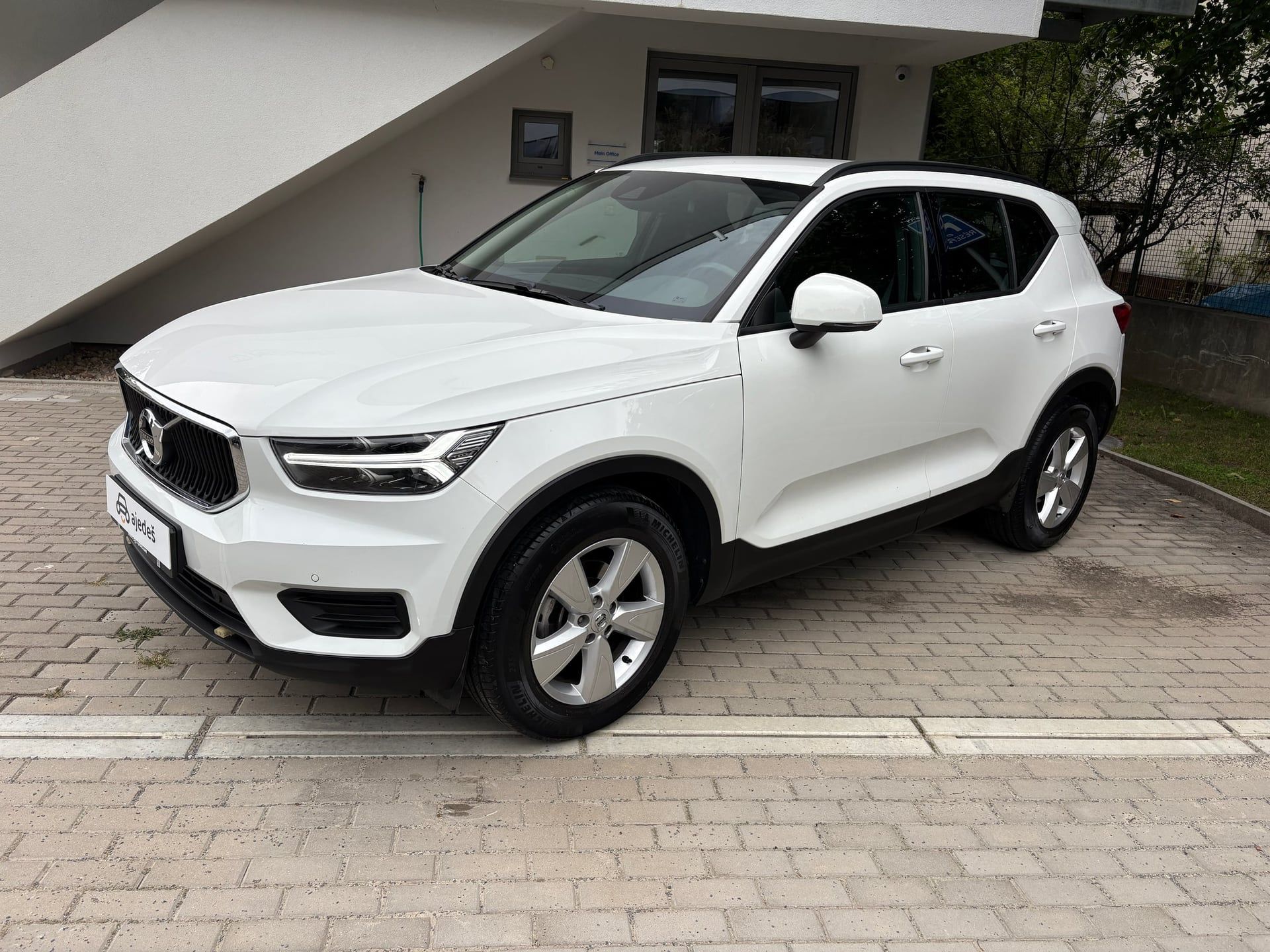 Volvo XC40, T3/Momentum Core/servis/ČR - fotka 4