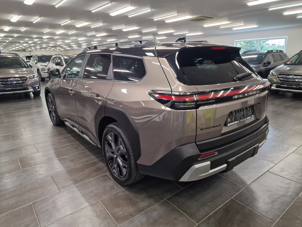 Subaru E-Outback, Touring+ 2026 | 10 let | Sklad - fotka 5