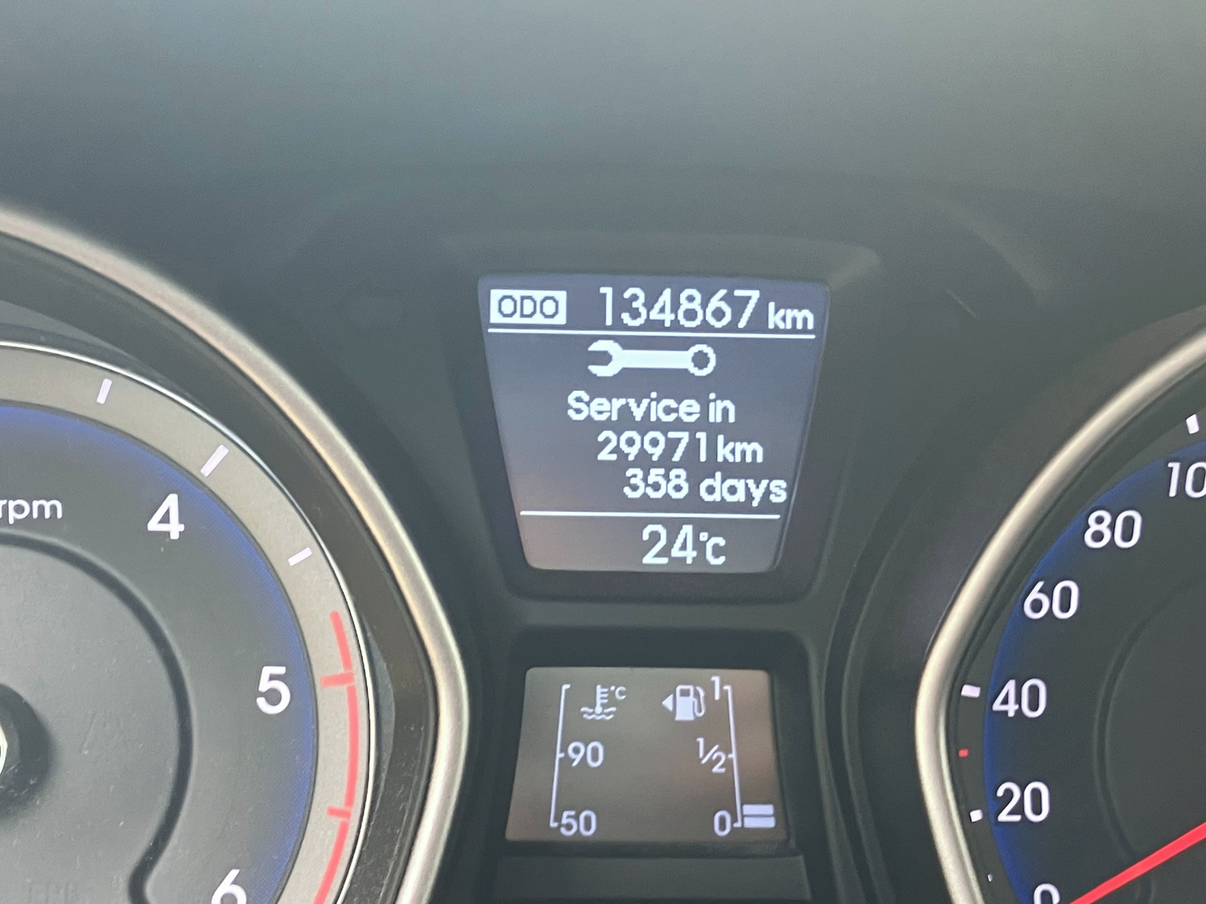 Hyundai i30, 1.6 CRDi 81 kW, nízká spotřeba - fotka 2