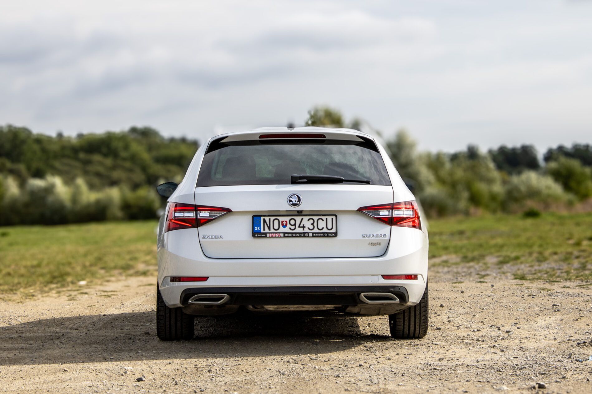 Škoda Superb - fotka 6