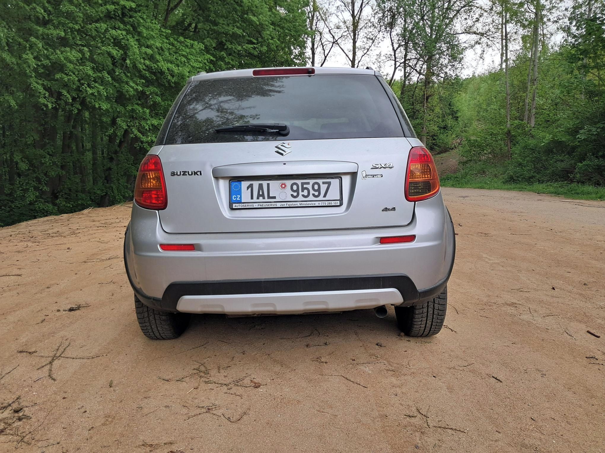 Suzuki SX4, 2,0 DDiS GLX 4x4 - fotka 5