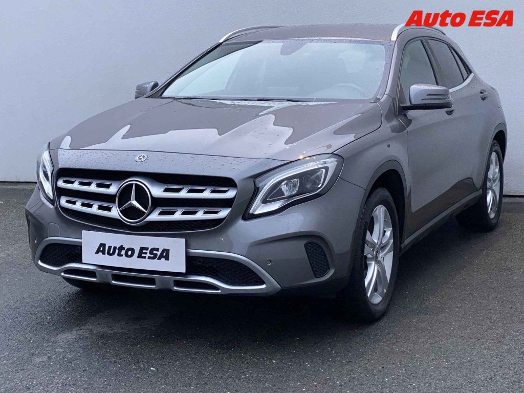Mercedes-Benz CLA, 2.2 CDi 4MATIC,AT,LED - fotka 3