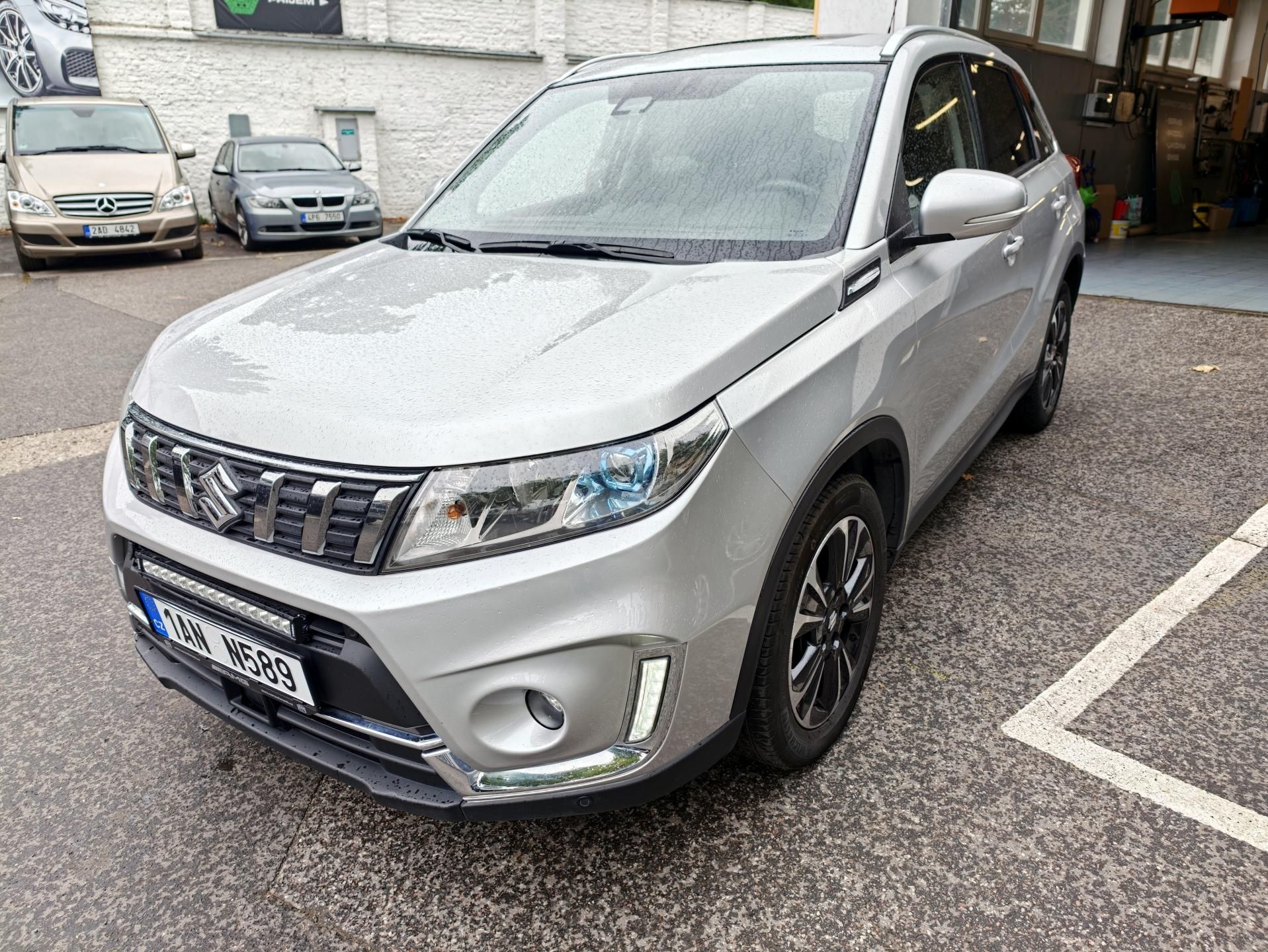 Suzuki Vitara, 1,4T Aut. Elegance 4x4 - fotka 2