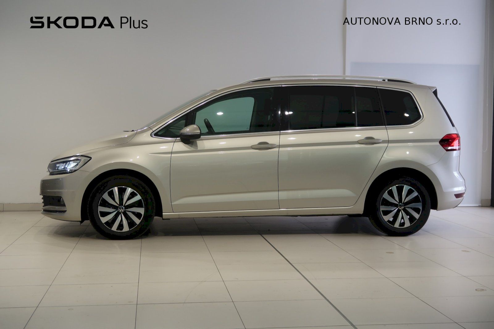 Volkswagen Touran, 1.5 TSi 110kW Highline - fotka 3