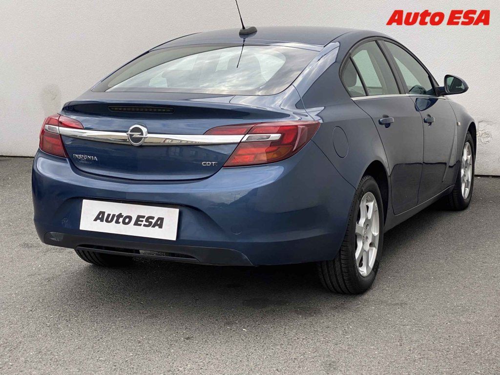 Opel Insignia, 1.6CDTi,ČR,AC,tempo - fotka 4