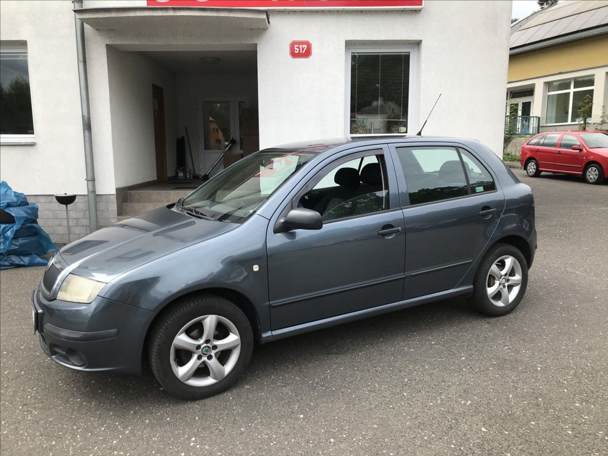 Škoda Fabia, 1,2 HTP 40kW - fotka 3