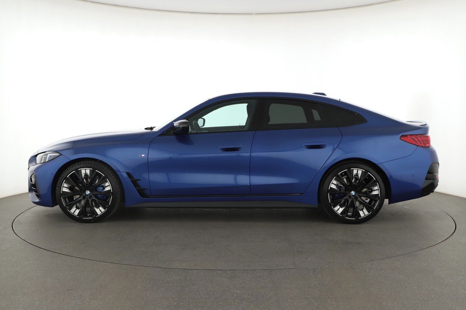 BMW Řada 4, M440i xDrive Gran Coupé - fotka 3
